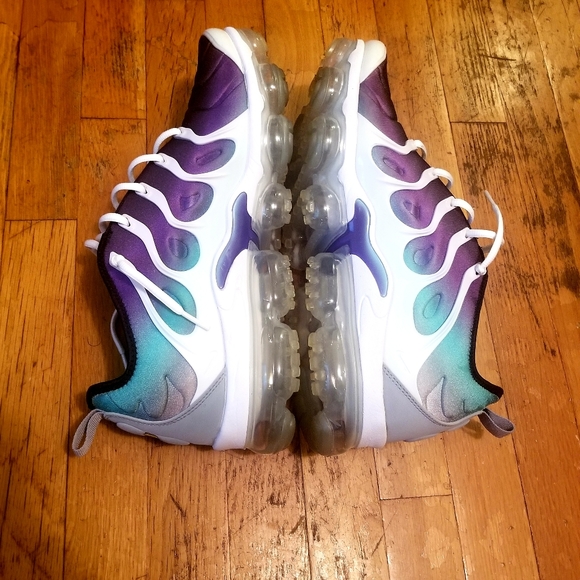 Nike vapormax plus main image 6